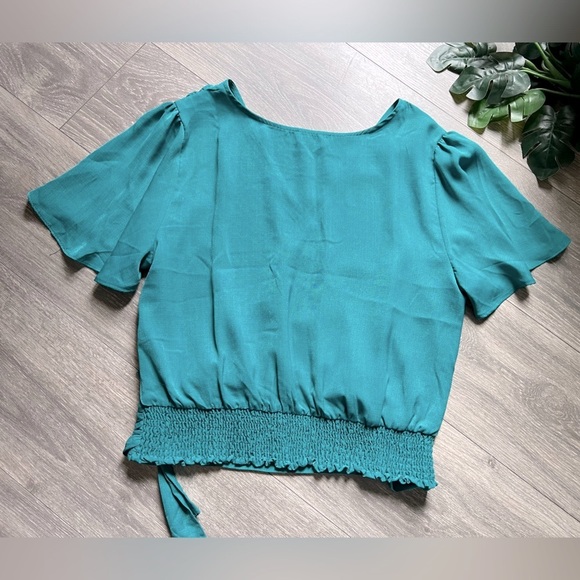 OLM flutter sleeve faux wrap blouse in teal. Size L - Picture 4 of 8